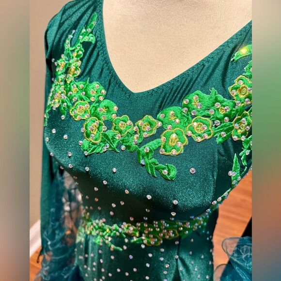 HEARTTOUCH Women Competition Dance Dress Long Sleeve Flash Rhinestone NWOT - Picture 5 of 12